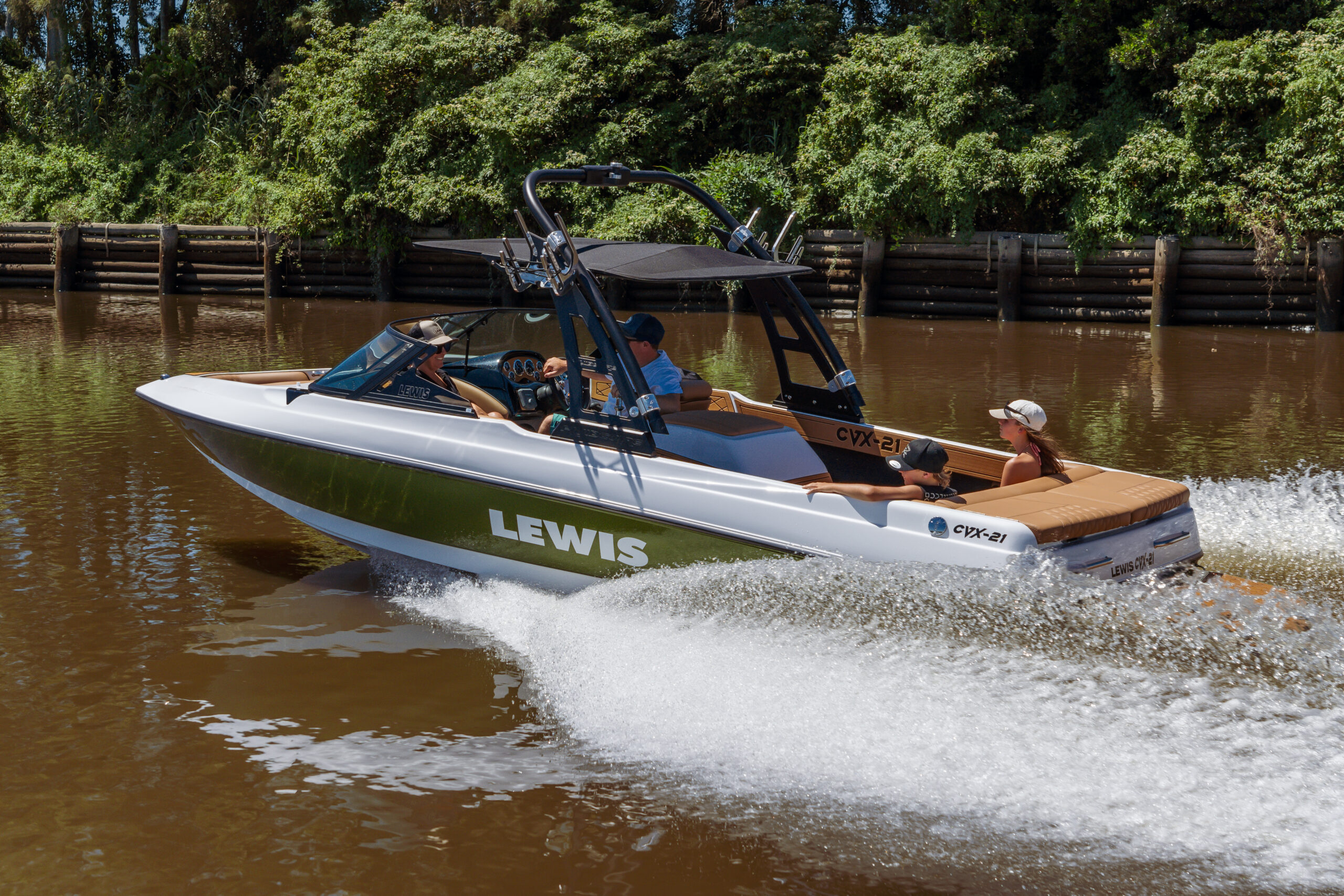Lewis CVX-21 6.2L MerCrusier Boat -Close up -1